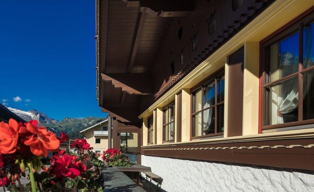 Hotel Hoehlenstein Тукс Экстерьер фото
