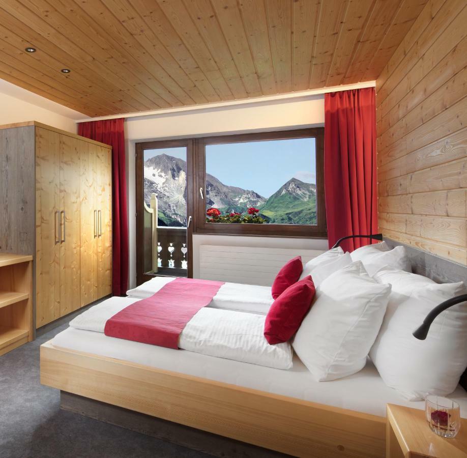Hotel Hoehlenstein Тукс Экстерьер фото