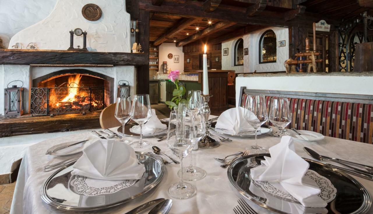Hotel Hoehlenstein Тукс Экстерьер фото