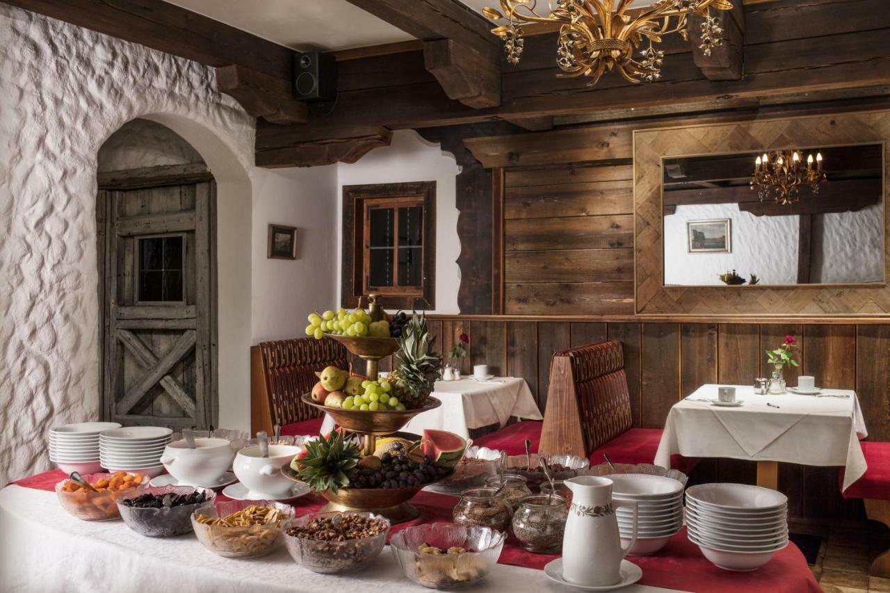 Hotel Hoehlenstein Тукс Экстерьер фото