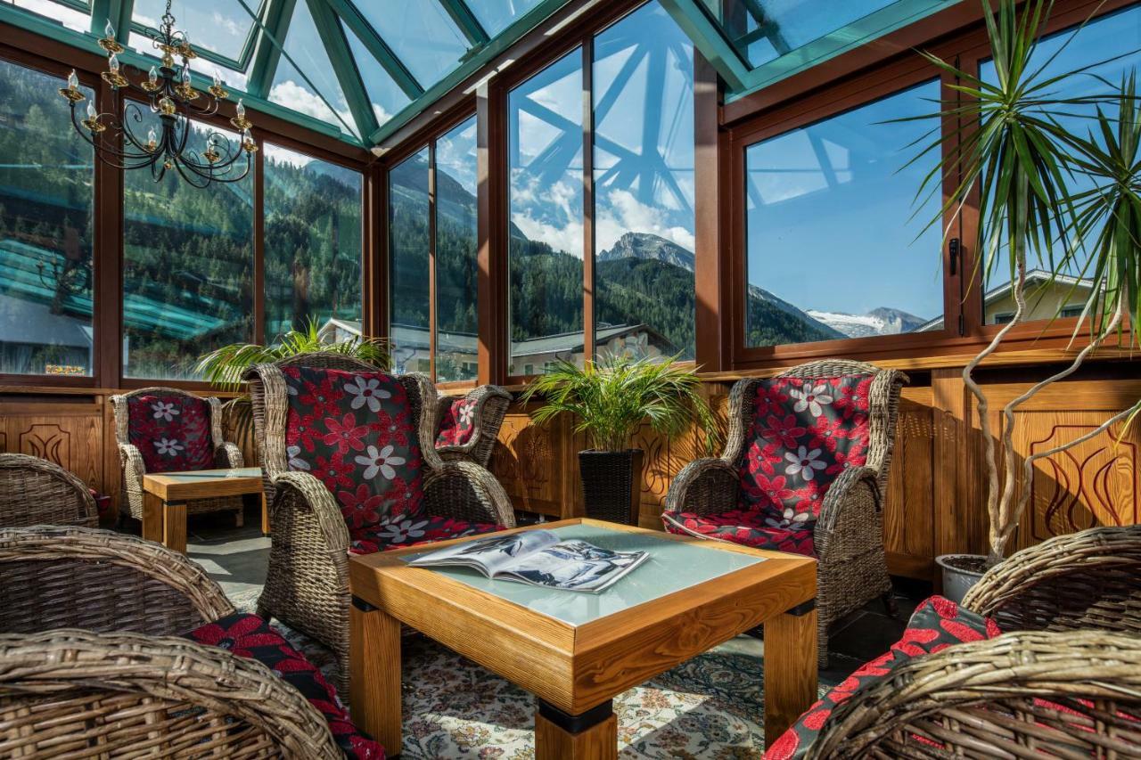 Hotel Hoehlenstein Тукс Экстерьер фото